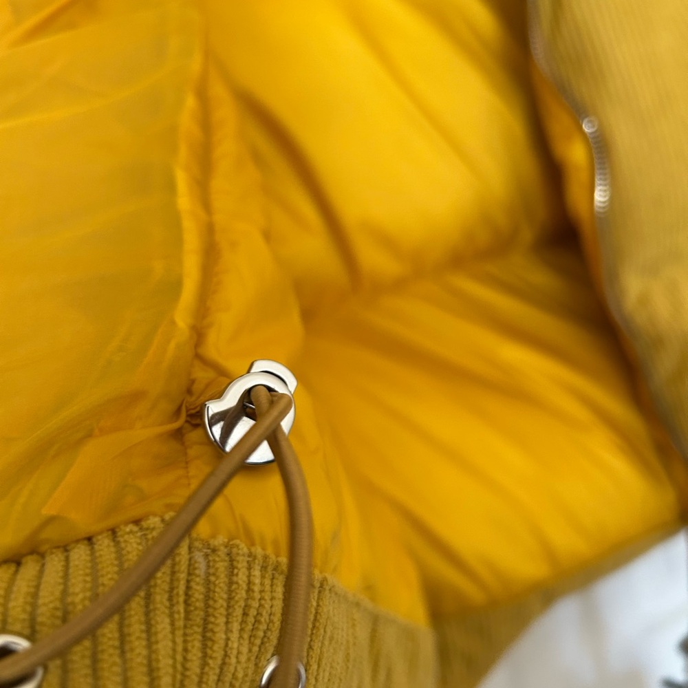 Moncler Yellow Antre Short Down corduroy - Picture 4 of 10